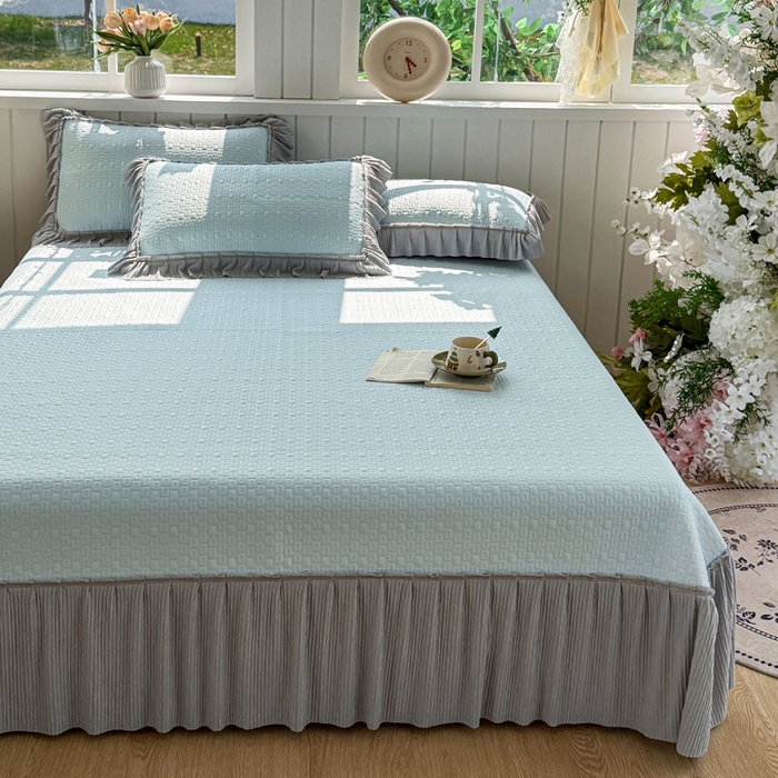 91家纺网 家纺一手货源 找家纺 恋佳居 2026新款A类PE中分子凉感丝床裙凉席 冰沙银丝蓝色