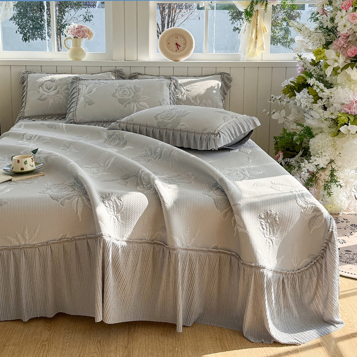 91家纺网 家纺一手货源 找家纺 恋佳居 2026新款A类PE中分子凉感丝床裙凉席 冰柔灰蔷薇