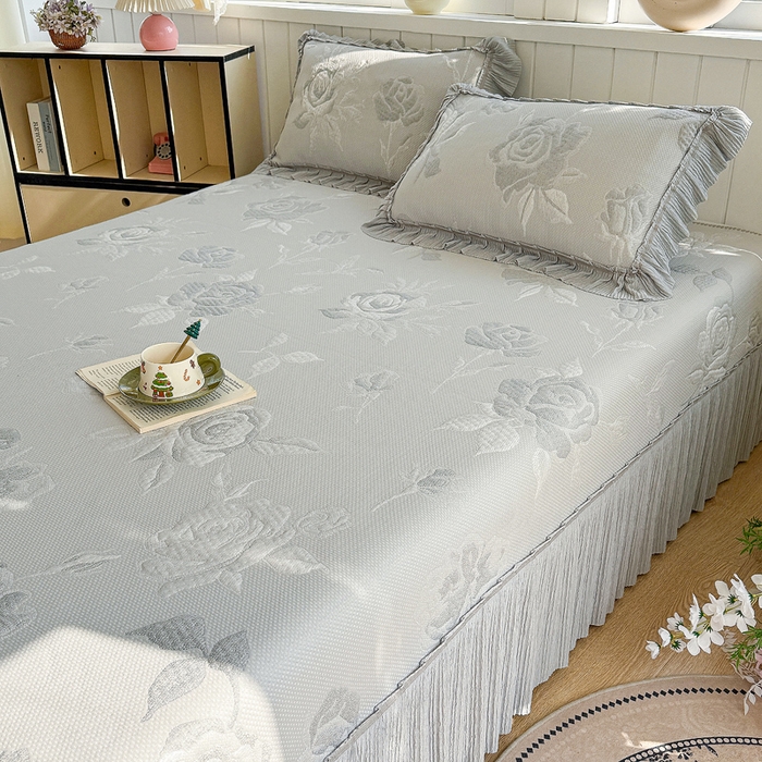 91家纺网 家纺一手货源 找家纺 恋佳居 2026新款A类PE中分子凉感丝床裙凉席 冰柔灰蔷薇