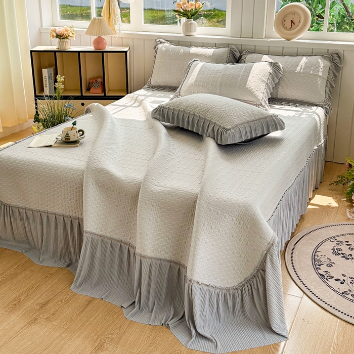 91家纺网 家纺一手货源 找家纺 恋佳居 2026新款A类PE中分子凉感丝床裙凉席 冰沙银丝灰格