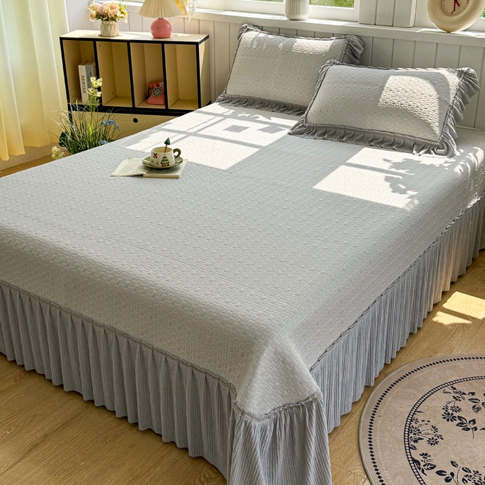 91家纺网 家纺一手货源 找家纺 恋佳居 2026新款A类PE中分子凉感丝床裙凉席 冰沙银丝灰格