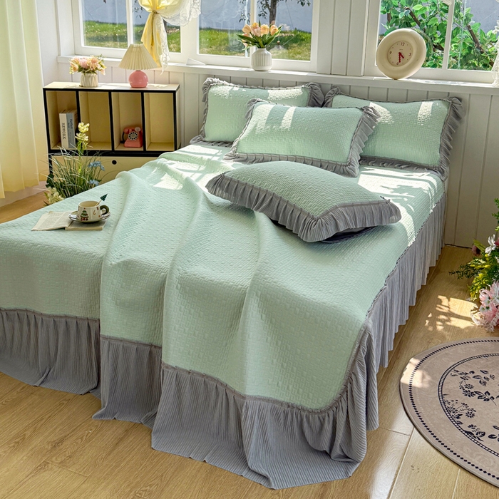 91家纺网 家纺一手货源 找家纺 恋佳居 2026新款A类PE中分子凉感丝床裙凉席 冰沙银丝绿格