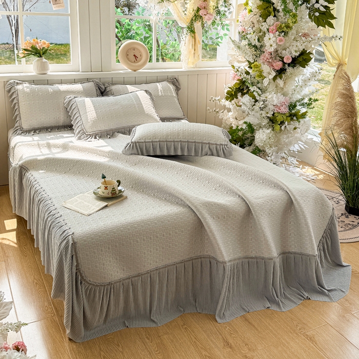 91家纺网 家纺一手货源 找家纺 恋佳居 2026新款A类PE中分子凉感丝床裙凉席 冰沙银丝灰格