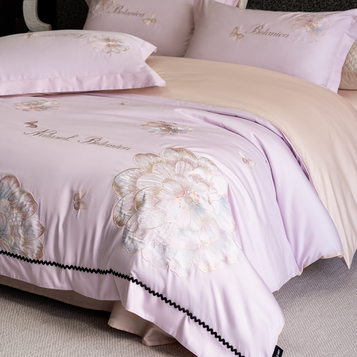 91家纺网 家纺一手货源 找家纺 卡姿家纺 2026春夏全棉60支长绒棉轻奢温柔刺绣四件套—宝丽安娜 宝丽安娜-紫