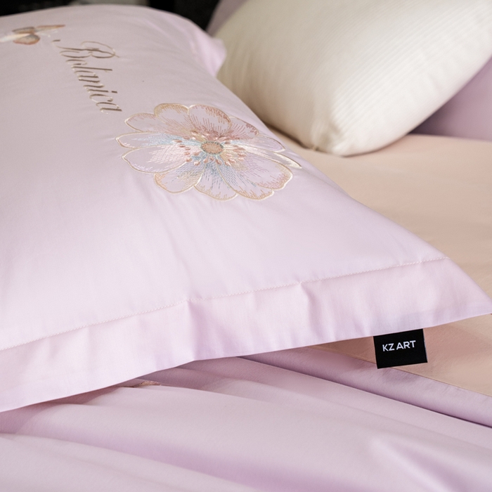 91家纺网 家纺一手货源 找家纺 卡姿家纺 2026春夏全棉60支长绒棉轻奢温柔刺绣四件套—宝丽安娜 宝丽安娜-紫