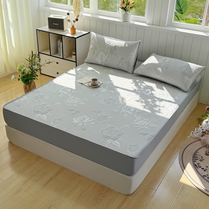 91家纺网 家纺一手货源 找家纺 恋佳居 2026新款A类PE中分子凉感丝床笠凉席 冰柔灰蔷薇