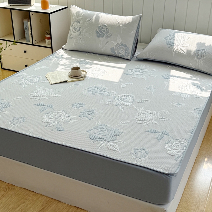 91家纺网 家纺一手货源 找家纺 恋佳居 2026新款A类PE中分子凉感丝床笠凉席 冰柔蓝蔷薇