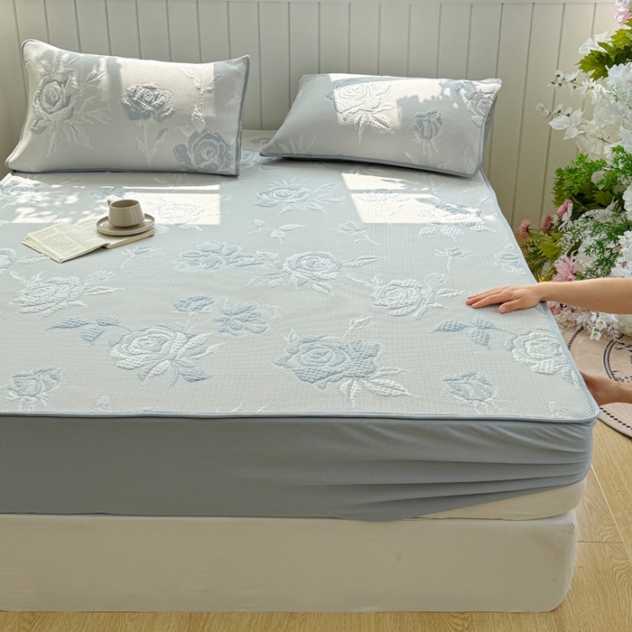 91家纺网 家纺一手货源 找家纺 恋佳居 2026新款A类PE中分子凉感丝床笠凉席 冰柔蓝蔷薇