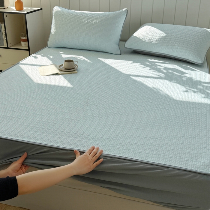 91家纺网 家纺一手货源 找家纺 恋佳居 2026新款A类PE中分子凉感丝床笠凉席 冰沙银丝蓝格