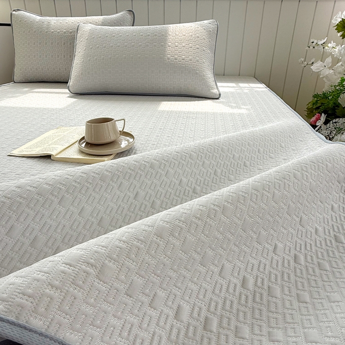 91家纺网 家纺一手货源 找家纺 恋佳居 2026新款A类PE中分子凉感丝床笠凉席 冰纱银丝灰格