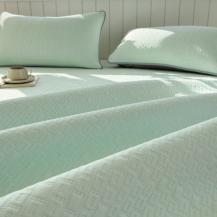 91家纺网 家纺一手货源 找家纺 恋佳居 2026新款A类PE中分子凉感丝床笠凉席 冰纱银丝绿格