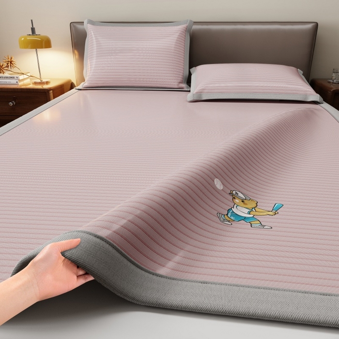 91家纺网 家纺一手货源 找家纺 （总）人人爱家纺 2026新款提花冰丝凉席-棒球熊