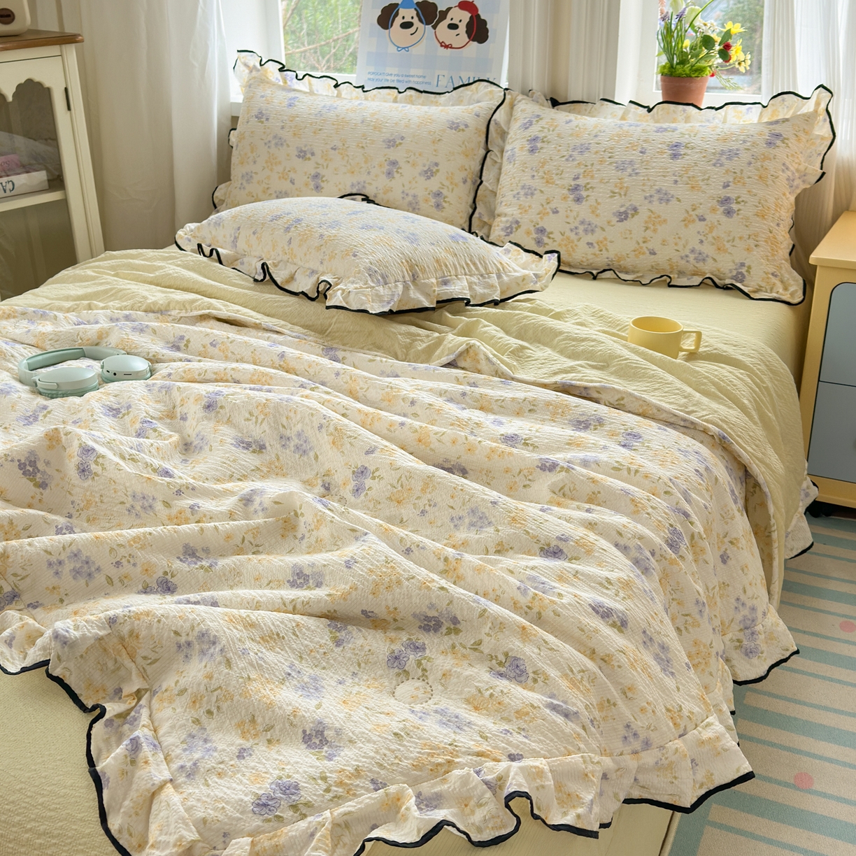 91家纺网 家纺一手货源 找家纺 德比尔斯  2026新款泡芙棉夏被四件套花边款 轻蕊