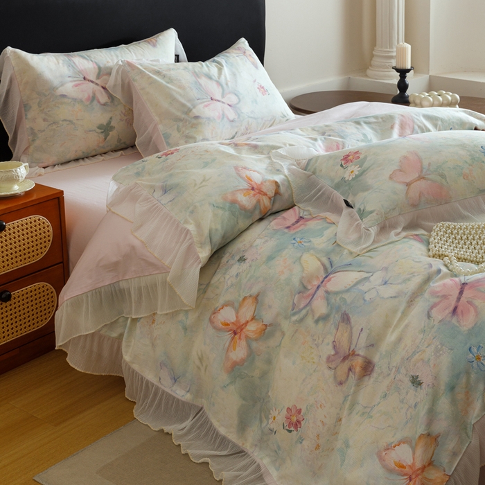 91家纺网 家纺一手货源 找家纺 卡姿家纺 2026春夏全棉法式复古油画风花边款四件套 假日蝶梦