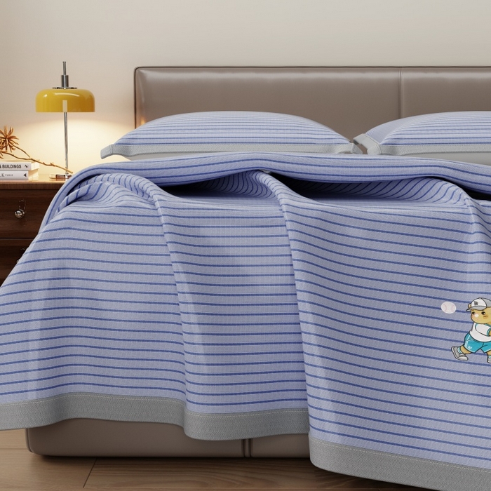 91家纺网 家纺一手货源 找家纺 人人爱家纺 2026新款提花冰丝凉席-棒球熊 棒球熊蓝色条纹