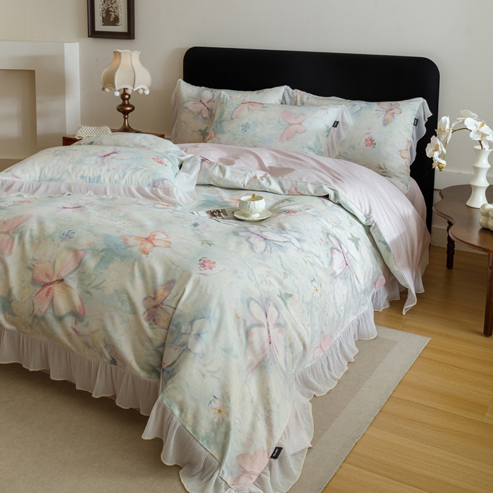 91家纺网 家纺一手货源 找家纺 卡姿家纺 2026春夏全棉法式复古油画风花边款四件套 假日蝶梦