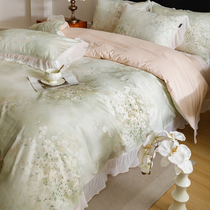 91家纺网 家纺一手货源 找家纺 卡姿家纺 2026春夏全棉法式复古油画风花边款四件套 绽放序曲