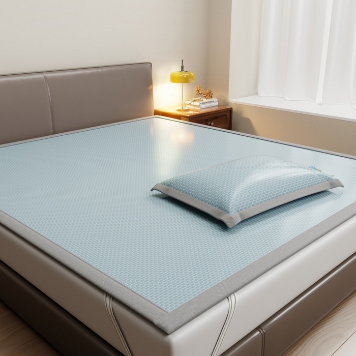 91家纺网 家纺一手货源 找家纺 人人爱家纺 2026新款提花冰丝凉席-棒球熊 棒球熊立体格蓝色