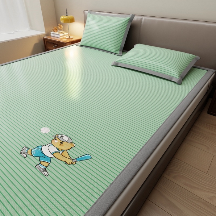 91家纺网 家纺一手货源 找家纺 人人爱家纺 2026新款提花冰丝凉席-棒球熊 棒球熊抹茶绿条纹