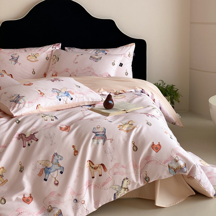 91家纺网 家纺一手货源 找家纺 卡姿家纺 2026春夏全棉60支长绒棉数码印花四件套—有钱花 有钱花-粉