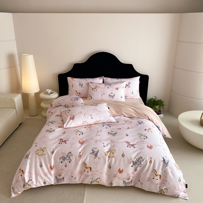 91家纺网 家纺一手货源 找家纺 卡姿家纺 2026春夏全棉60支长绒棉数码印花四件套—有钱花 有钱花-粉