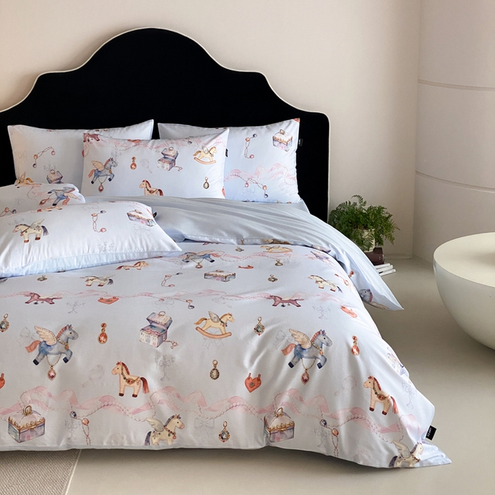 91家纺网 家纺一手货源 找家纺 卡姿家纺 2026春夏全棉60支长绒棉数码印花四件套—有钱花 有钱花-蓝