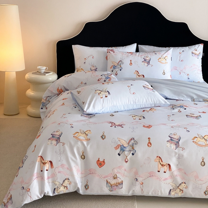 91家纺网 家纺一手货源 找家纺 卡姿家纺 2026春夏全棉60支长绒棉数码印花四件套—有钱花 有钱花-蓝