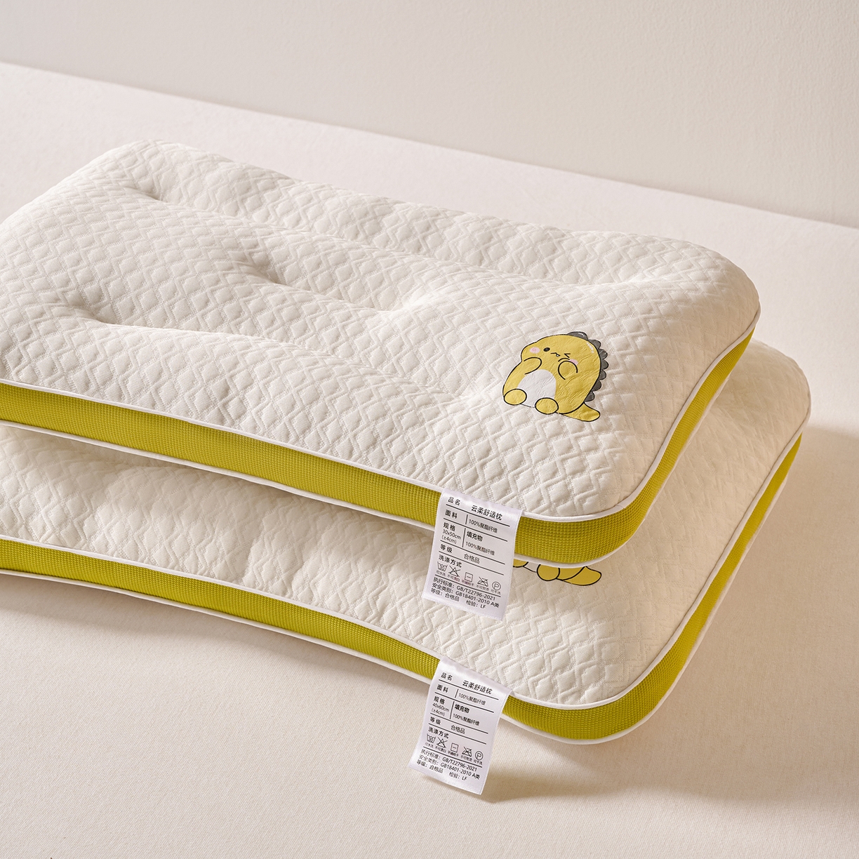 91家纺网 家纺一手货源 找家纺 （总）鼎晟纺 2026新款针织小恐龙云柔舒适枕亲子枕儿童幼儿园学生枕头枕芯