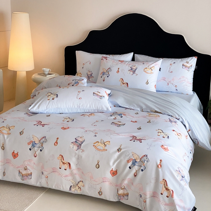 91家纺网 家纺一手货源 找家纺 卡姿家纺 2026春夏全棉60支长绒棉数码印花四件套—有钱花 有钱花-蓝