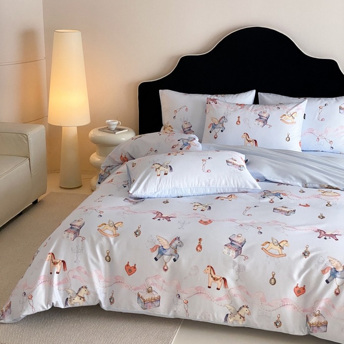 91家纺网 家纺一手货源 找家纺 卡姿家纺 2026春夏全棉60支长绒棉数码印花四件套—有钱花 有钱花-蓝