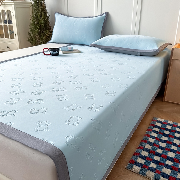 91家纺网 家纺一手货源 找家纺 （总）人人爱家纺 2026新款凉感高密云顶冰丝软席-泰迪熊