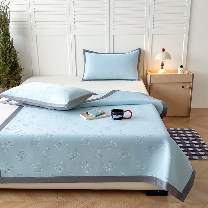 91家纺网 家纺一手货源 找家纺 （总）人人爱家纺 2026新款凉感高密云顶冰丝软席-泰迪熊