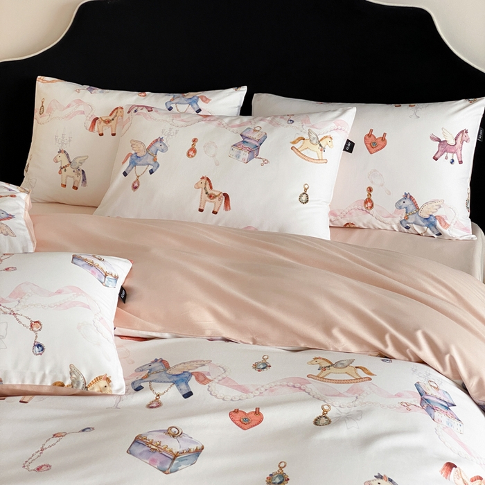 91家纺网 家纺一手货源 找家纺 卡姿家纺 2026春夏全棉60支长绒棉数码印花四件套—有钱花 有钱花-奶白