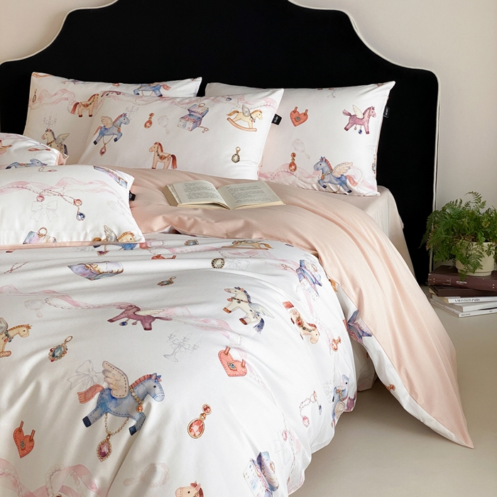 91家纺网 家纺一手货源 找家纺 卡姿家纺 2026春夏全棉60支长绒棉数码印花四件套—有钱花 有钱花-奶白