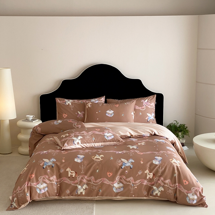 91家纺网 家纺一手货源 找家纺 卡姿家纺 2026春夏全棉60支长绒棉数码印花四件套—有钱花 有钱花-棕