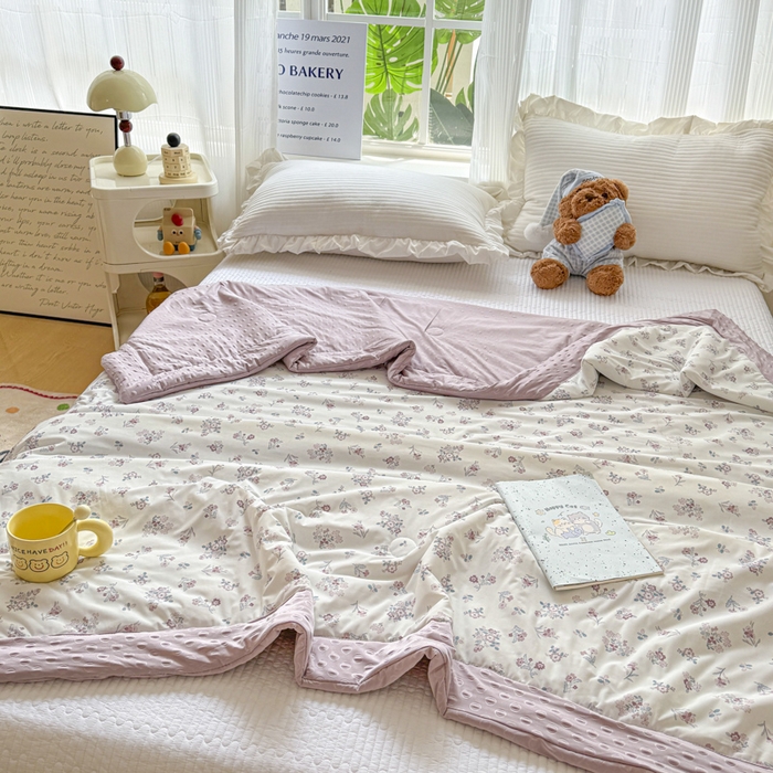 91家纺网 家纺一手货源 找家纺 花满路 2026新款氨凉感丝夏被 花间集