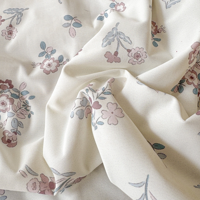 91家纺网 家纺一手货源 找家纺 花满路 2026新款氨凉感丝夏被 花间集