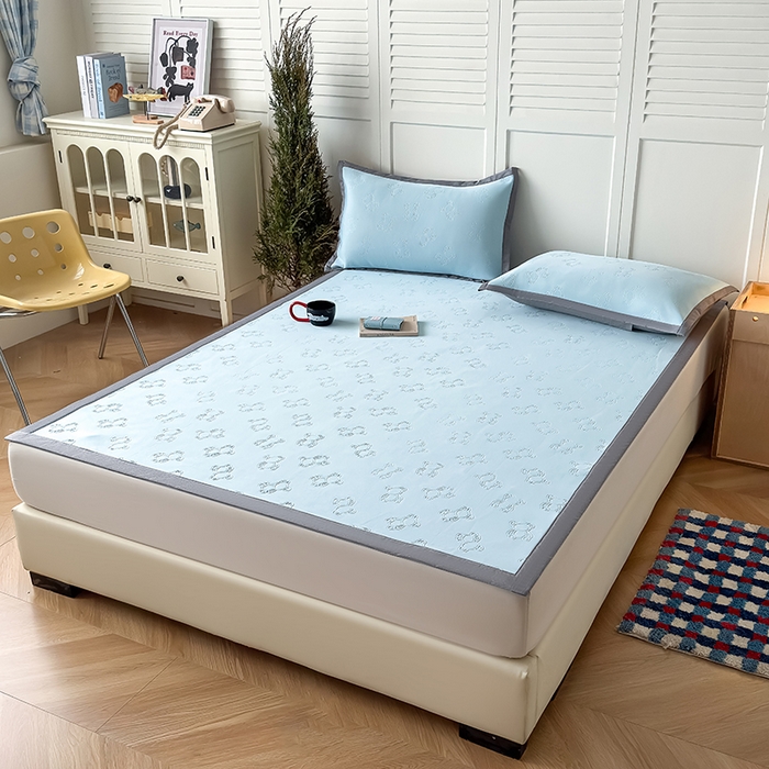 91家纺网 家纺一手货源 找家纺 人人爱家纺 2026新款凉感高密云顶冰丝软席-泰迪熊 泰迪熊-天蓝