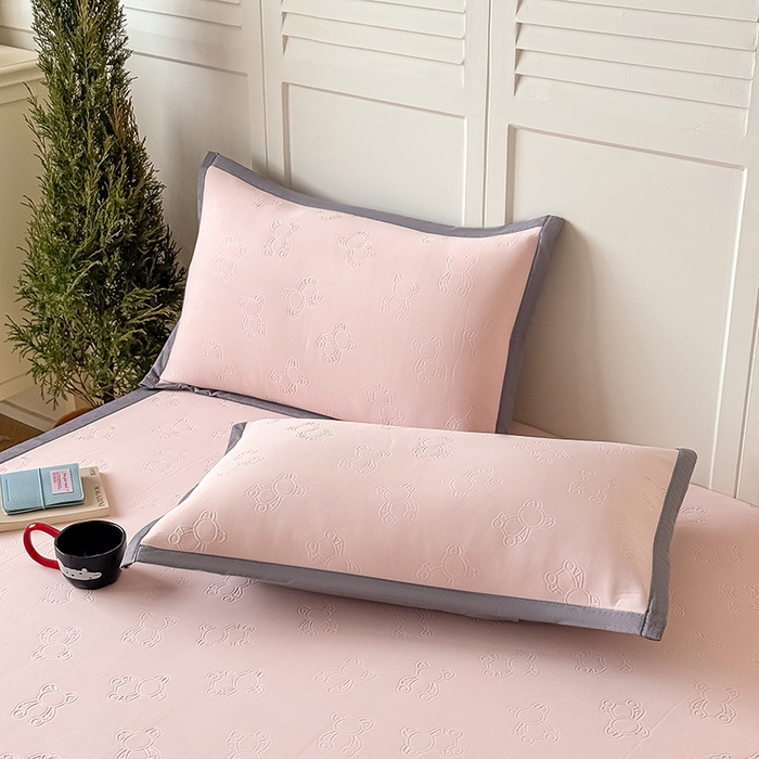 91家纺网 家纺一手货源 找家纺 人人爱家纺 2026新款凉感高密云顶冰丝软席-泰迪熊 泰迪熊-粉