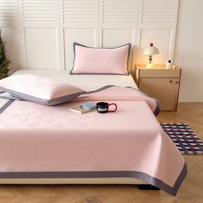 91家纺网 家纺一手货源 找家纺 人人爱家纺 2026新款凉感高密云顶冰丝软席-泰迪熊 泰迪熊-粉