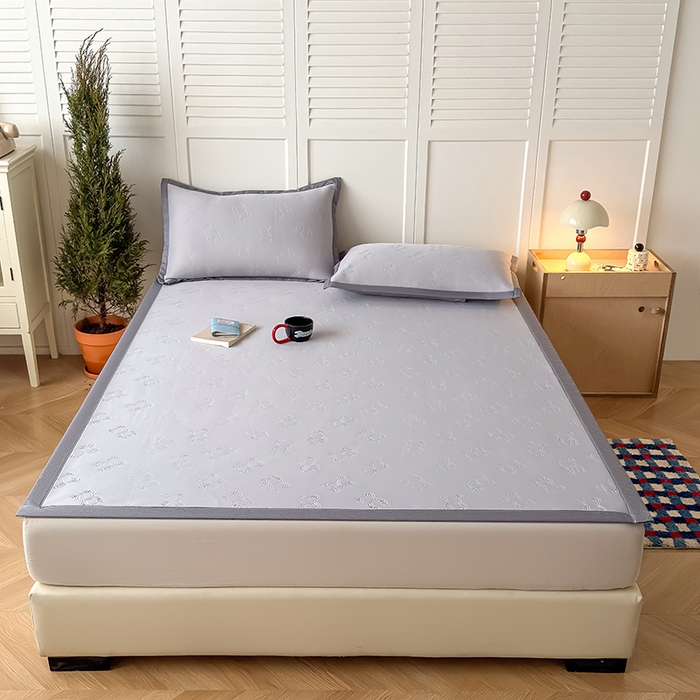 91家纺网 家纺一手货源 找家纺 人人爱家纺 2026新款凉感高密云顶冰丝软席-泰迪熊 泰迪熊-灰