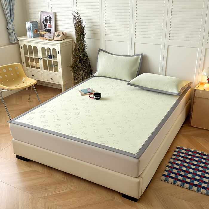 91家纺网 家纺一手货源 找家纺 人人爱家纺 2026新款凉感高密云顶冰丝软席-泰迪熊 泰迪熊-抹茶绿