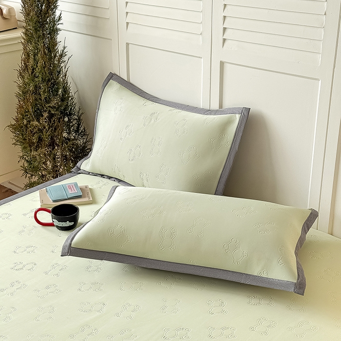 91家纺网 家纺一手货源 找家纺 人人爱家纺 2026新款凉感高密云顶冰丝软席-泰迪熊 泰迪熊-抹茶绿