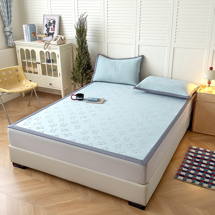 91家纺网 家纺一手货源 找家纺 人人爱家纺 2026新款凉感高密云顶冰丝软席-泰迪熊 泰迪熊-浅蓝