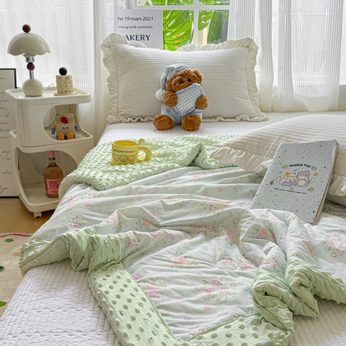 91家纺网 家纺一手货源 找家纺 花满路 2026新款氨凉感丝夏被 浅夏