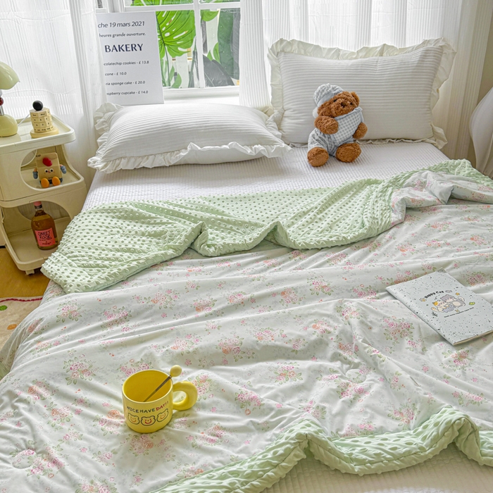 91家纺网 家纺一手货源 找家纺 花满路 2026新款氨凉感丝夏被 浅夏