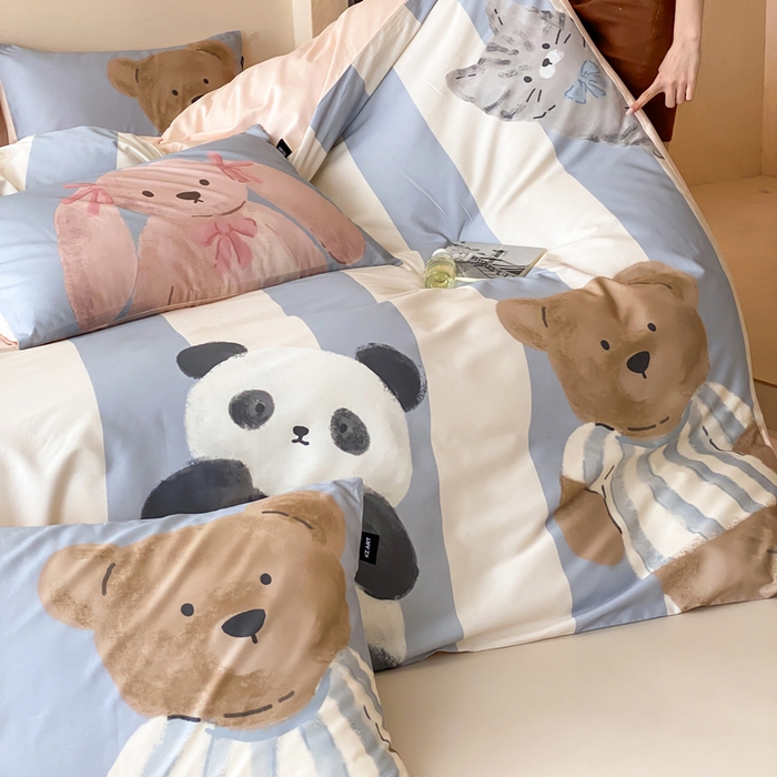 91家纺网 家纺一手货源 找家纺 卡姿家纺 2026春夏全棉60支长绒棉卡通大版印花四件套 童画记忆