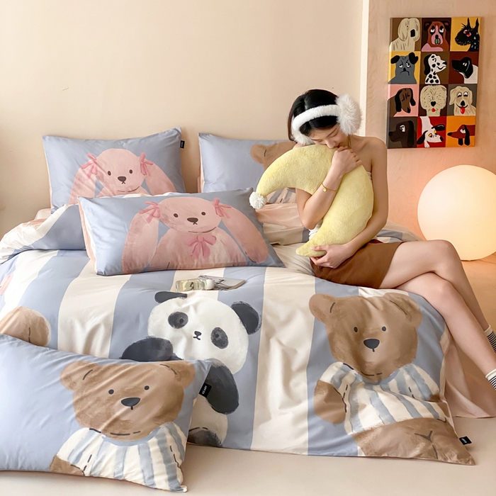 91家纺网 家纺一手货源 找家纺 卡姿家纺 2026春夏全棉60支长绒棉卡通大版印花四件套 童画记忆