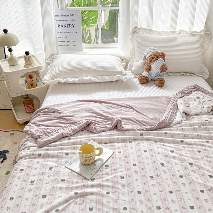 91家纺网 家纺一手货源 找家纺 花满路 2026新款氨凉感丝夏被 田园熊