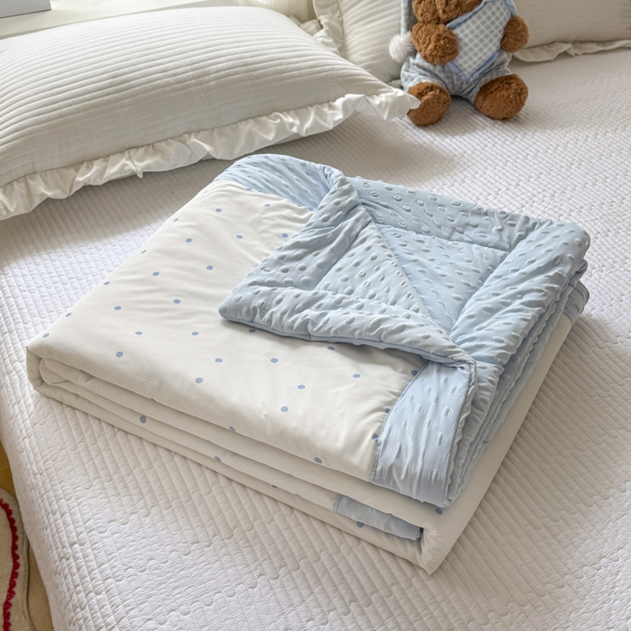 91家纺网 家纺一手货源 找家纺 花满路 2026新款氨凉感丝夏被 小波点